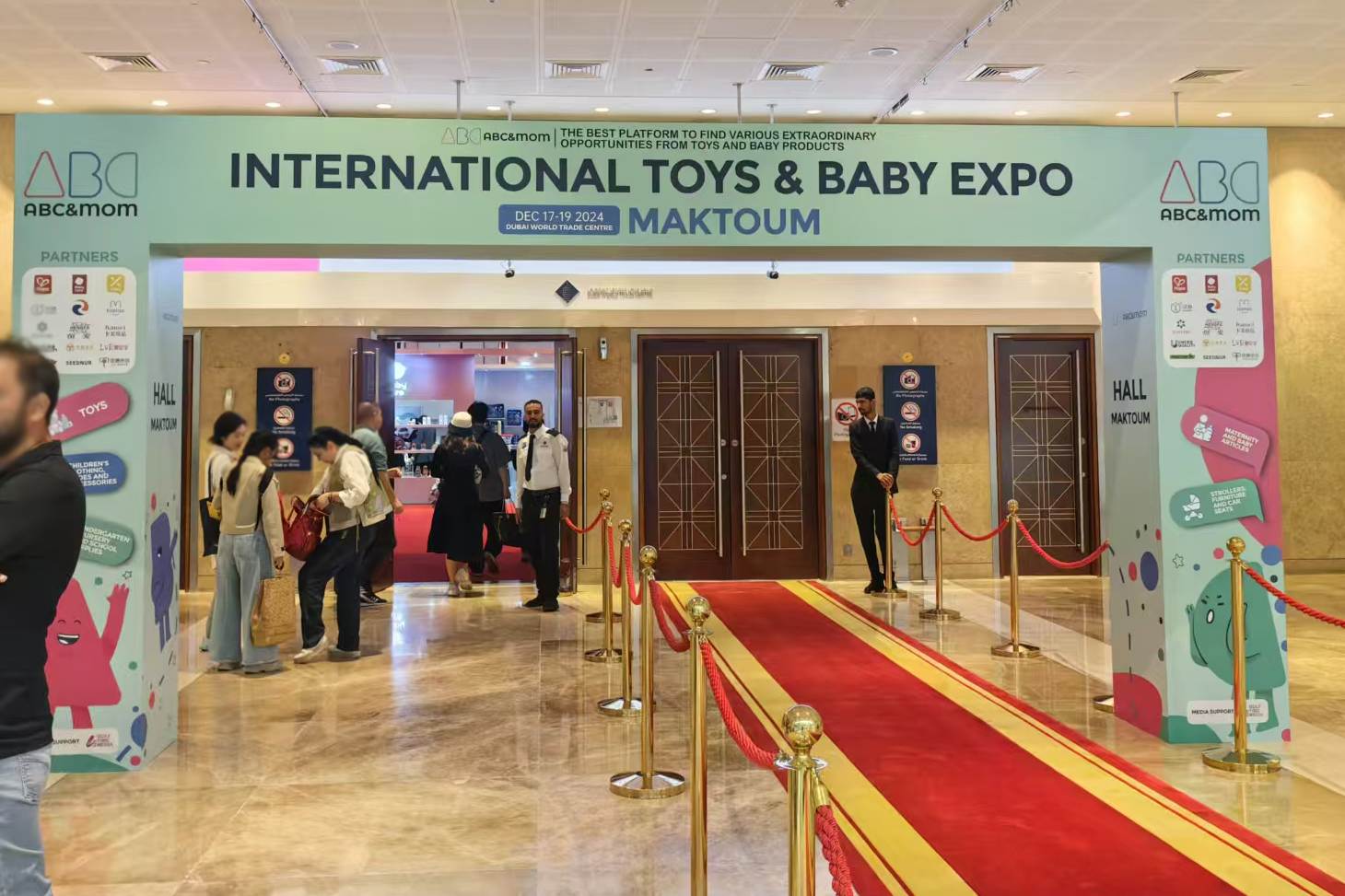 Kami sedang menghadiri pameran di ABC&MOM EXPO DUBAI 2024!